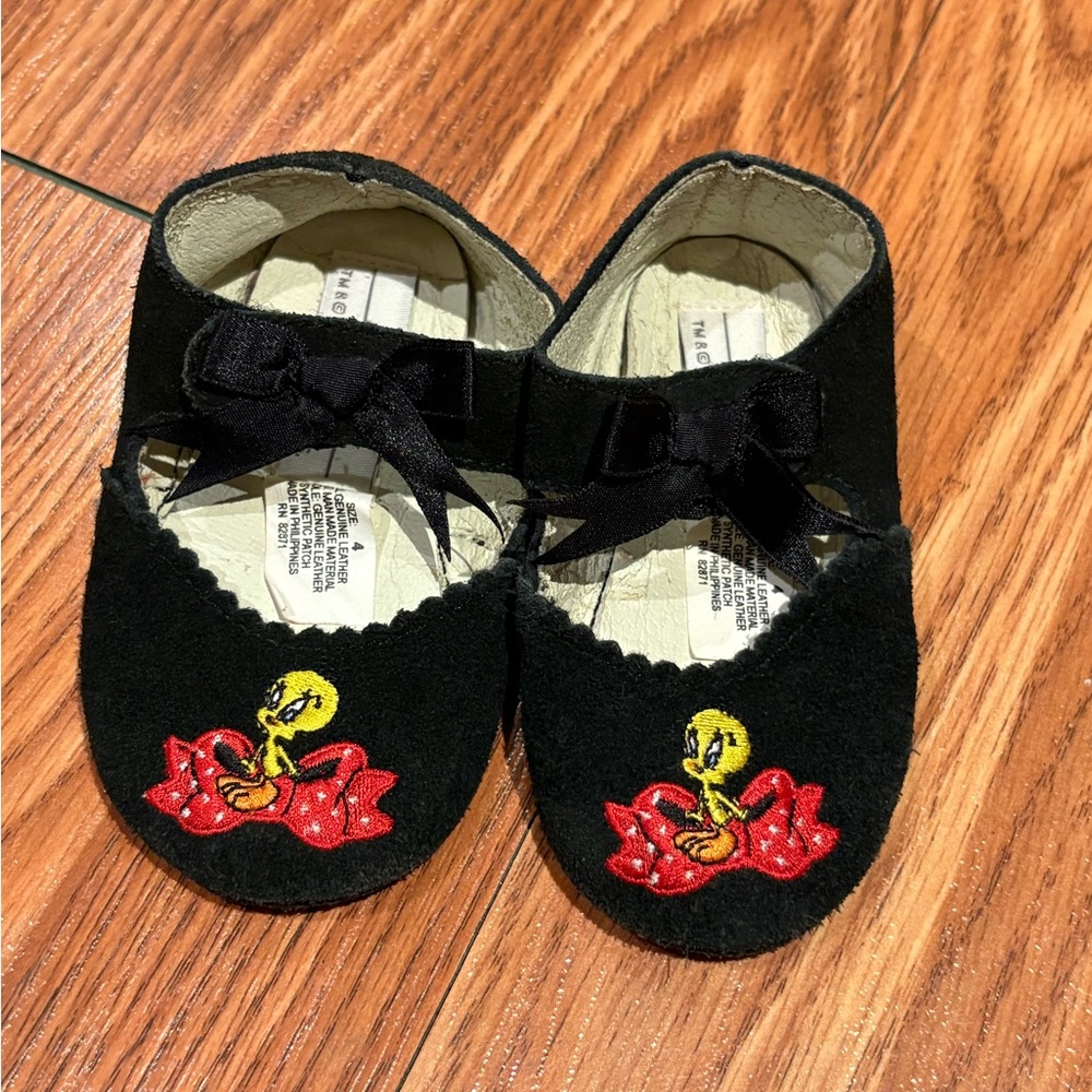 1998 Kids Black Tweety Bow Mary Jane Shoes (Read Description)